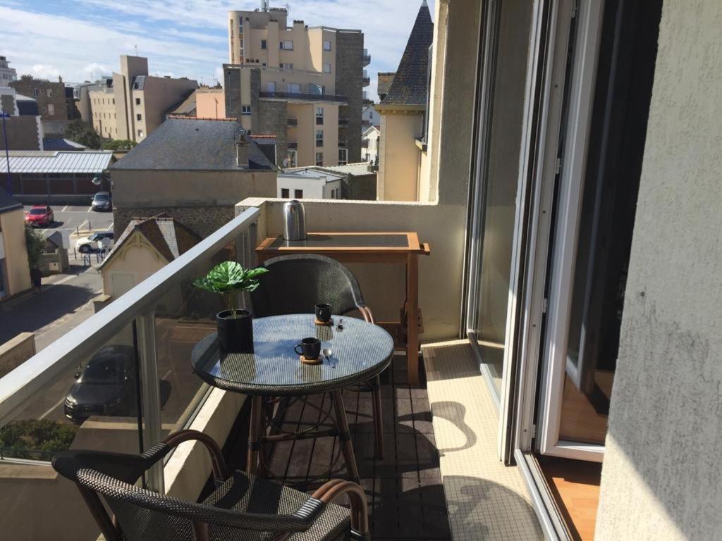 Appartement Les Pieds Dans L'Eau - Residence Sur La Plage Saint-Malo Eksteriør billede